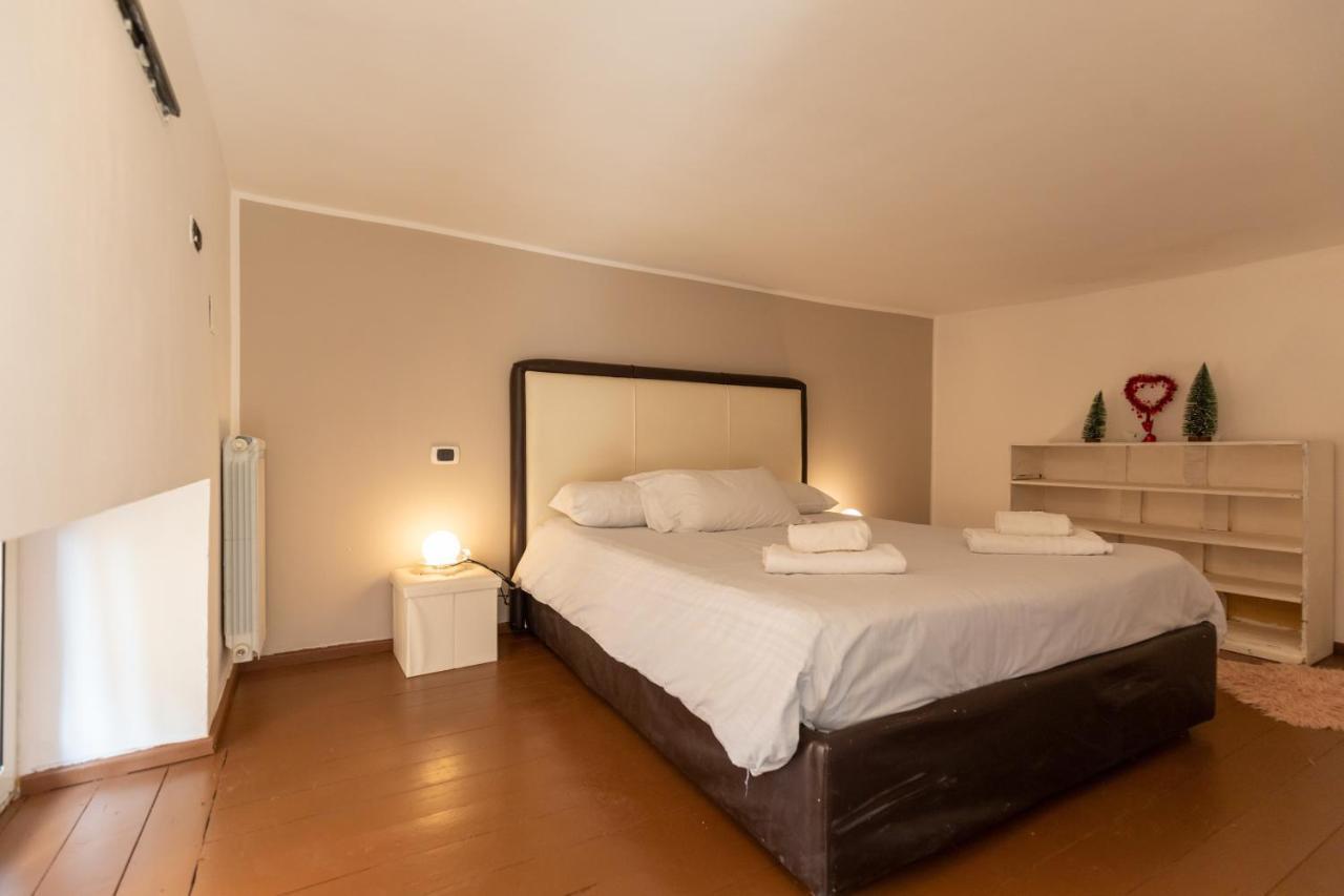Apartment With Sea View With 2 Lifts Above Montesanto! Nápoles Exterior foto